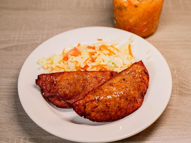 1 Ord Empanadas de Maduro.